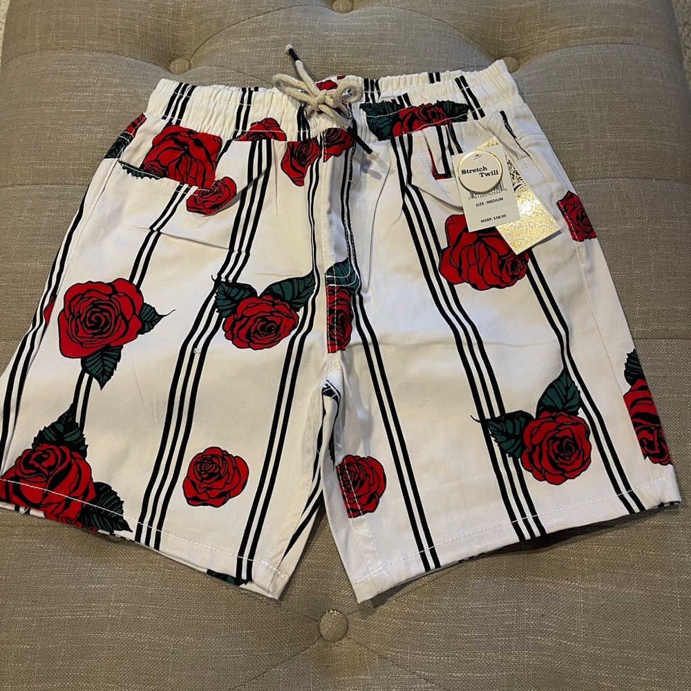 New with tags Fresh Prints of Bel-Air by Drill Clothint Co men’s shorts. Medium